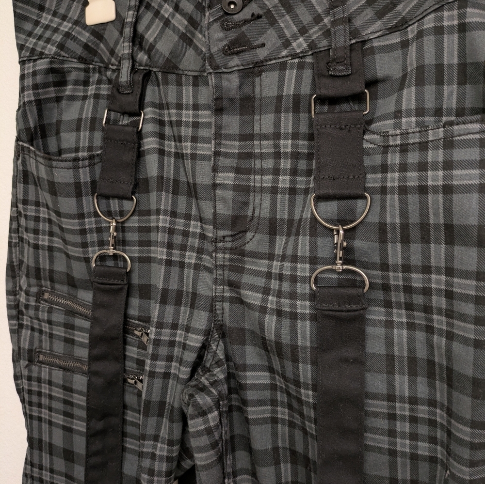 Hot Topic Hi-rise Super skinny Plaid Jeans with Suspenders - Picture 4 of 9